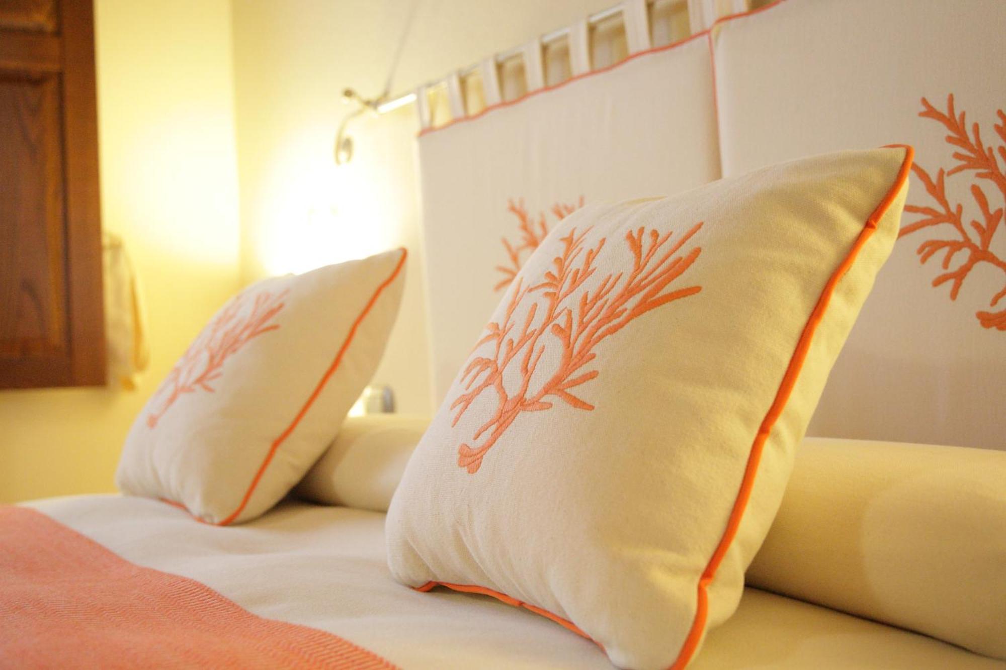 B&B Monte Prama Càbras Buitenkant foto