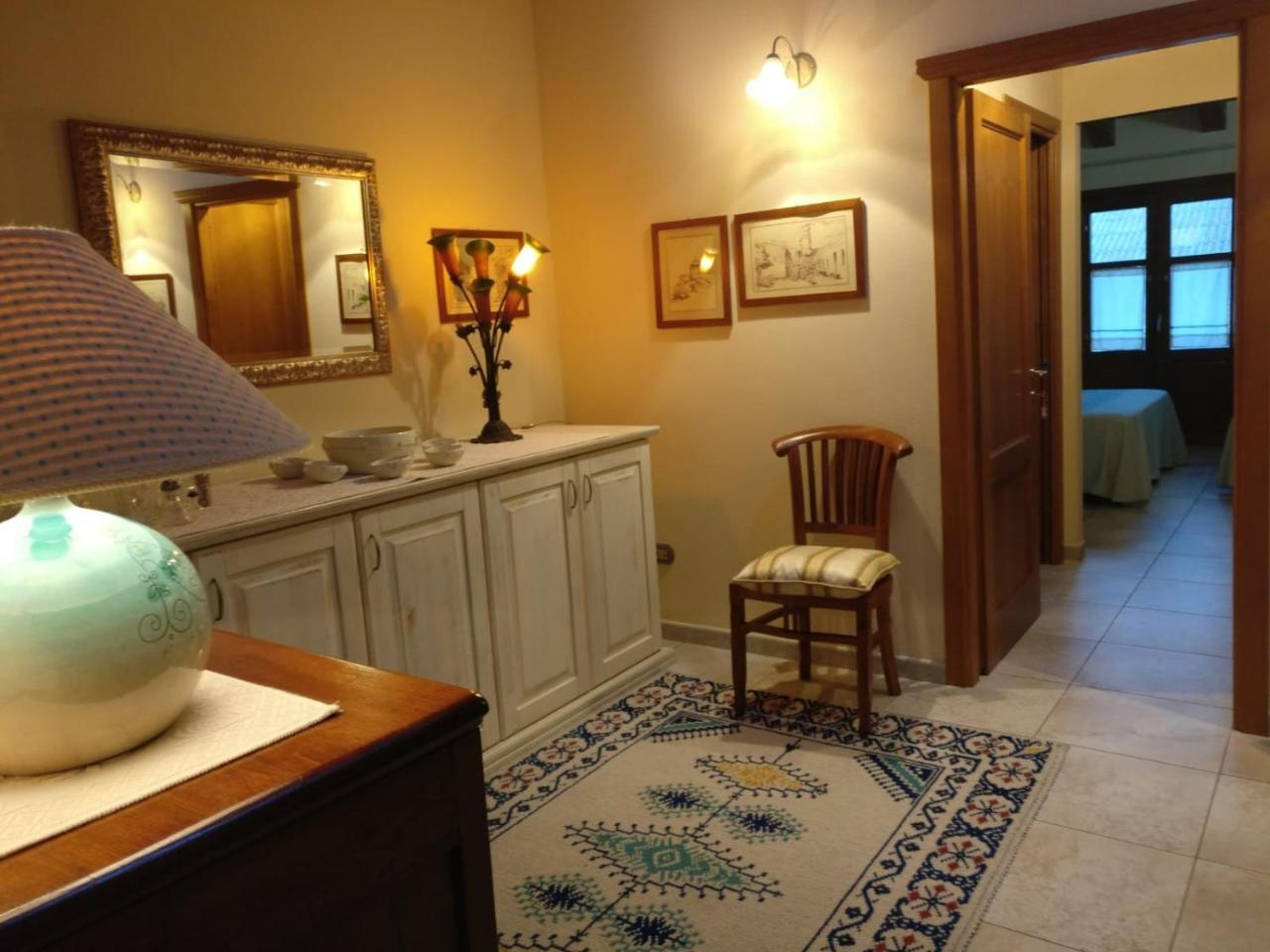 B&B Monte Prama Càbras Buitenkant foto